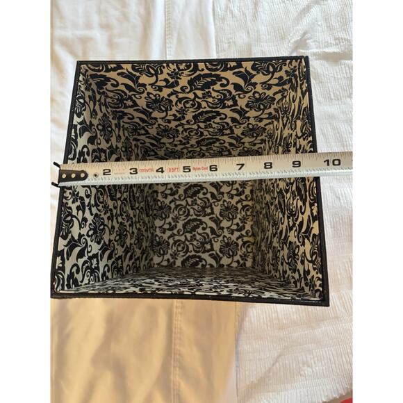 Black Wastebasket Faux Crocodile-Embossed Shiny Bathroom Office Trash Garbage - Picture 8 of 8